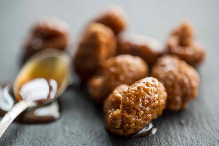 Fritters in carob molasses